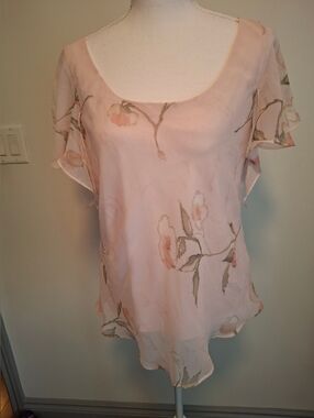 Dressbarn Blush Pink Floral Scoop Neck Blouse. NWOT. Ladies 16
